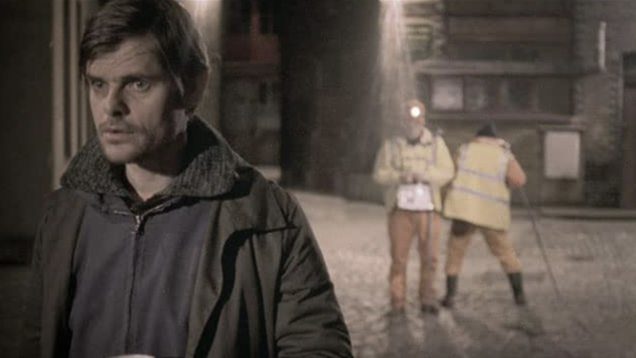 33X Around the Sun backdrop