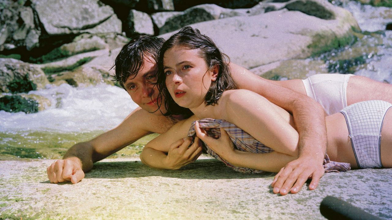 Bridal Tour to Jilji backdrop