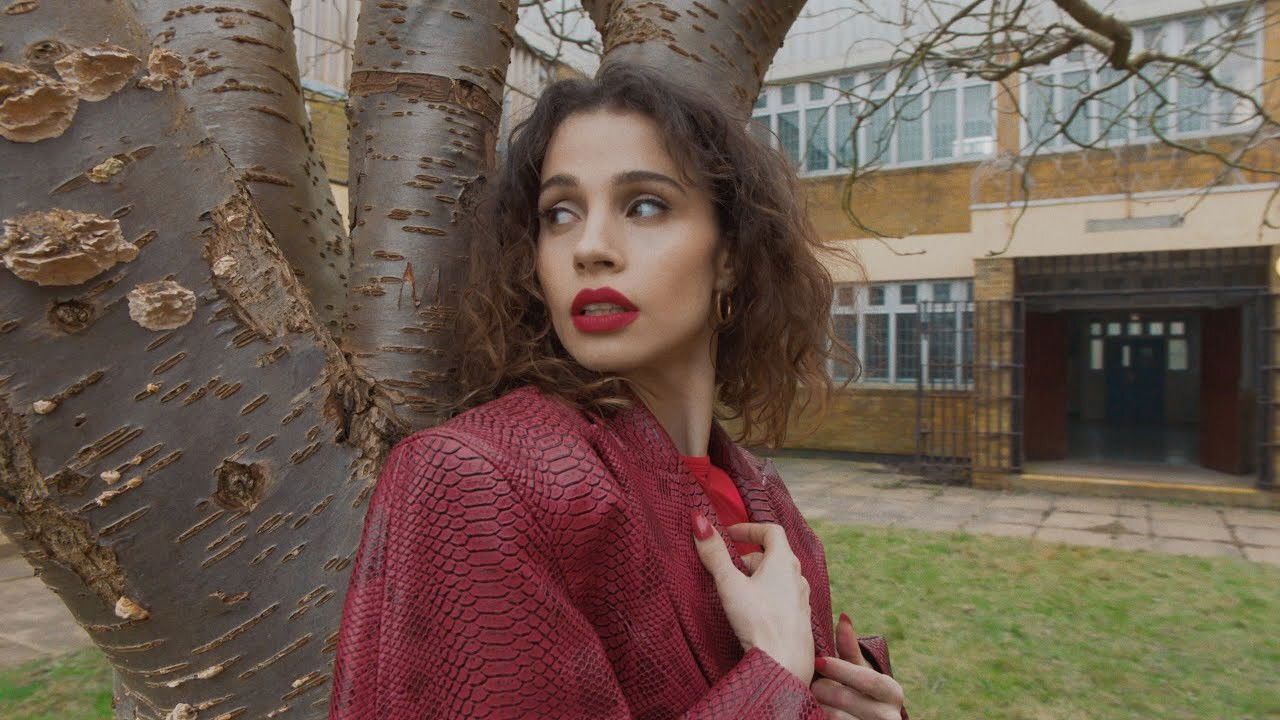 Loving in Stereo backdrop