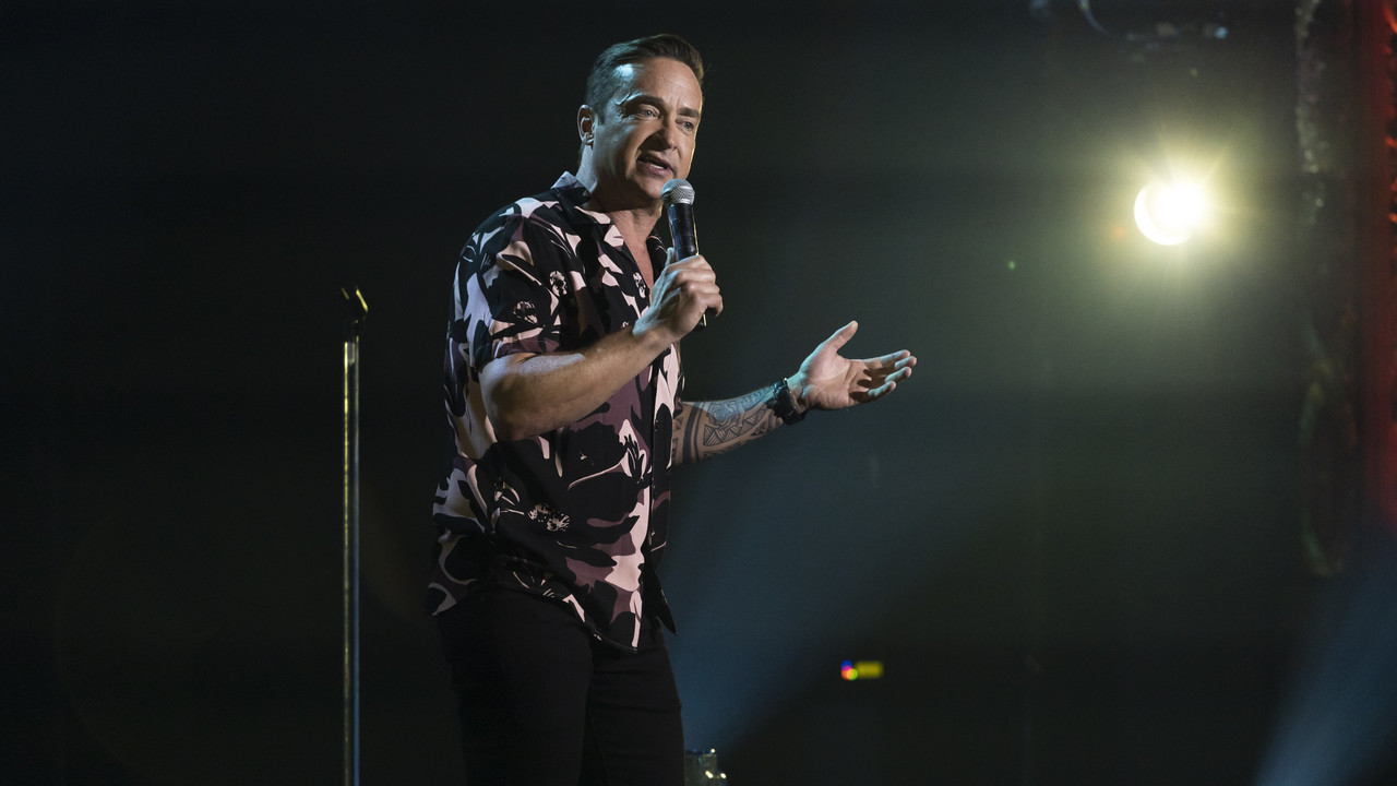 Mario Tessier: Transparent backdrop