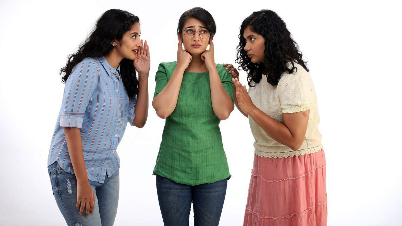 Achcham Madam Naanam Payirppu backdrop