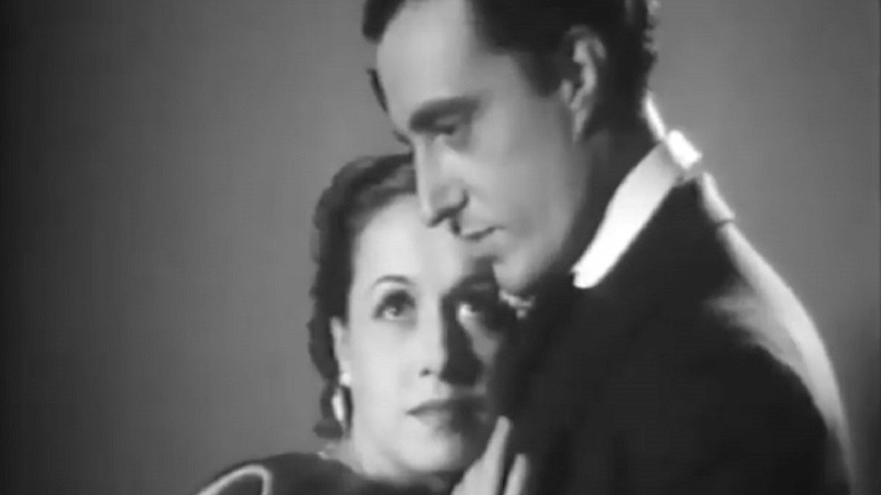 Amo te sola backdrop