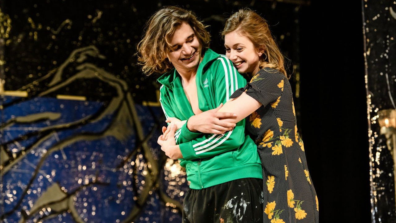 Hummelinck Stuurman: Turks Fruit backdrop