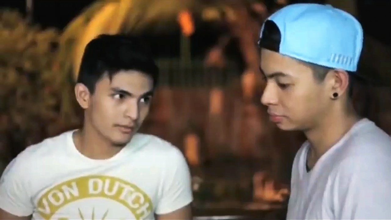 Damong Ligaw backdrop