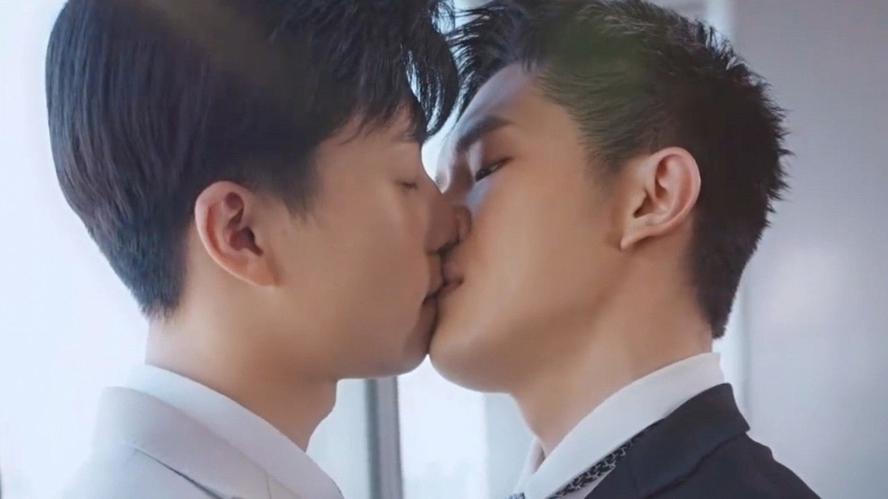 My Enemy Has a Crush on Me backdrop