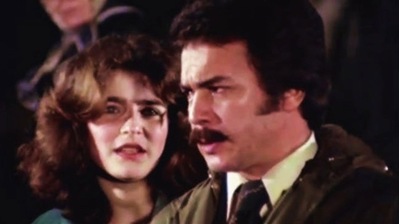 Derdim Dünyadan Büyük backdrop