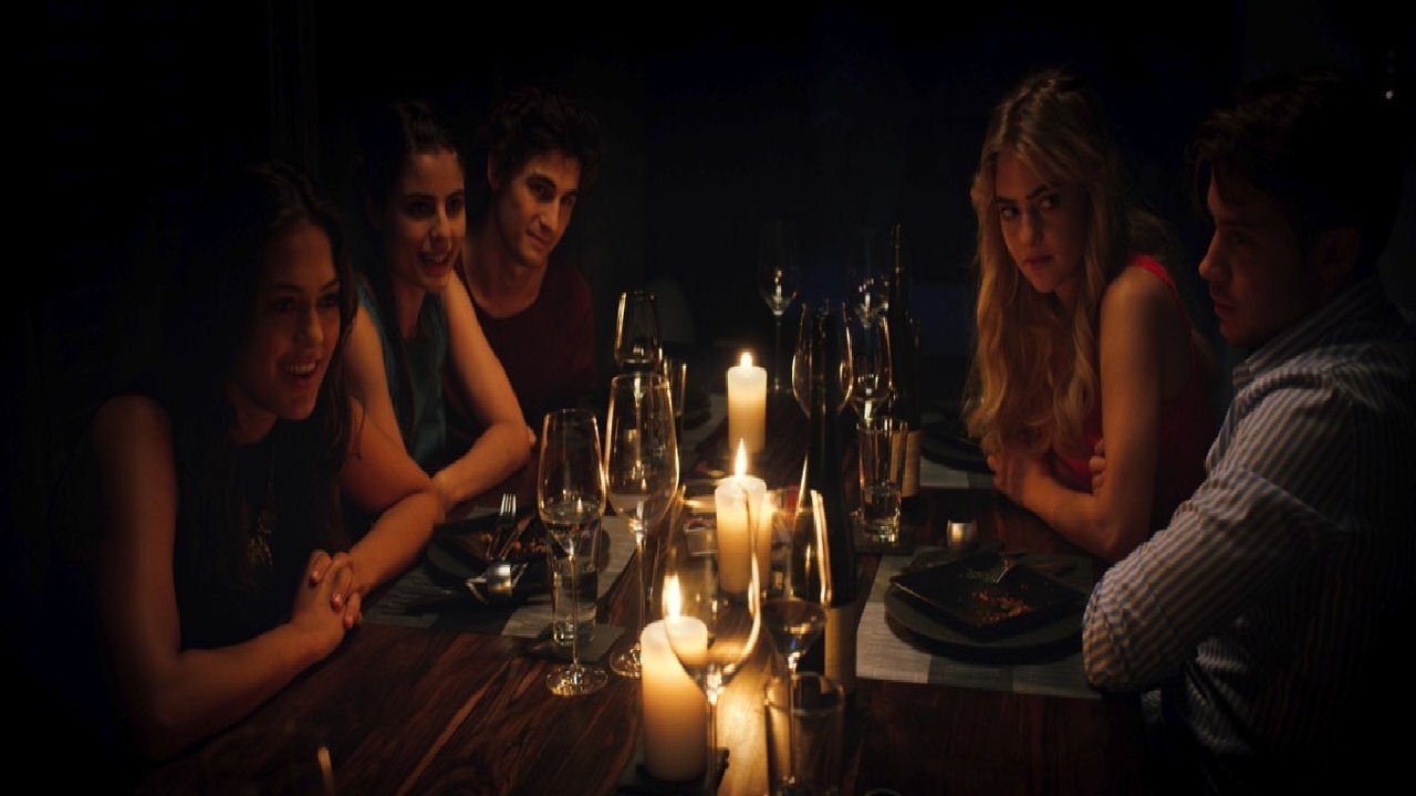 Dinner for Eight backdrop