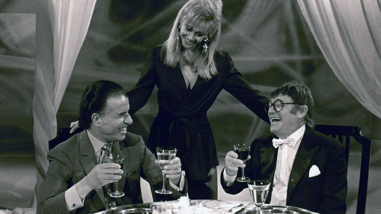 Tato de América backdrop