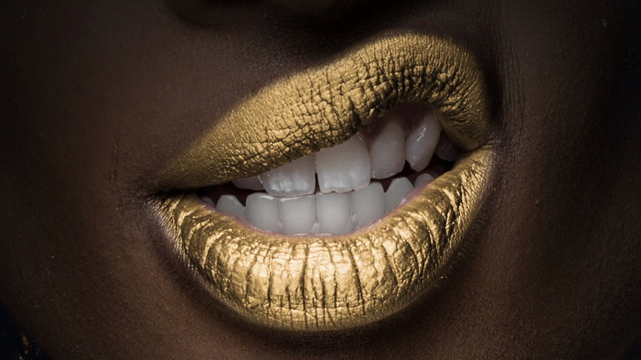 American Gangster: Trap Queens backdrop