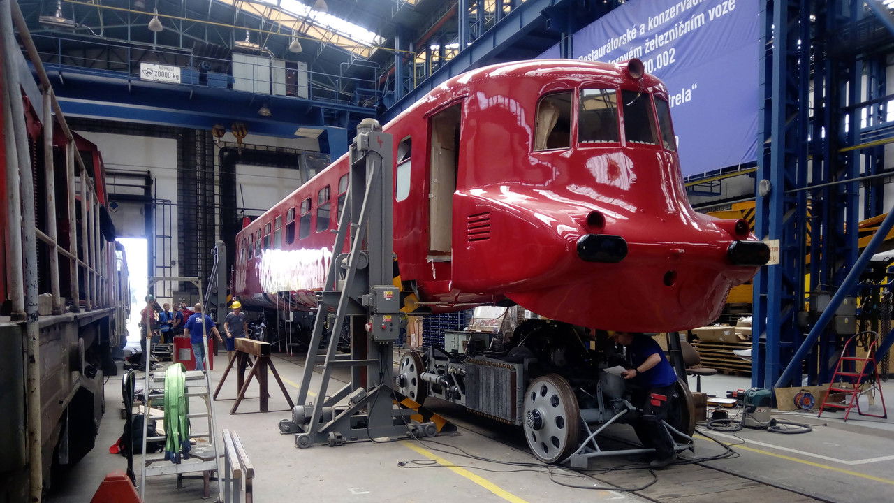 Osudová Strela backdrop