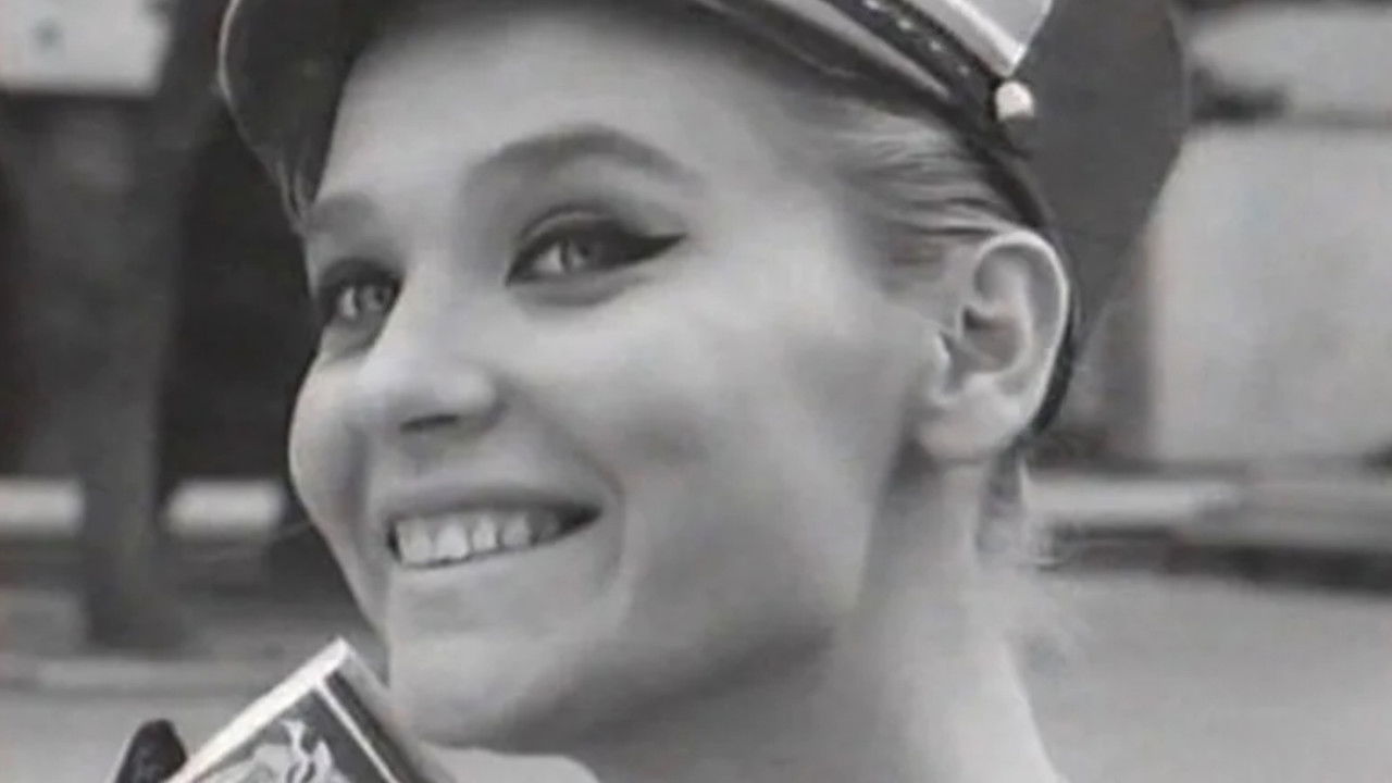 Cigarette Girl backdrop