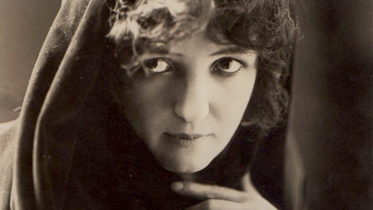 He Fell in Love with His Wife backdrop