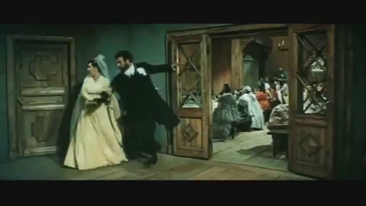 Katerina Izmailova backdrop