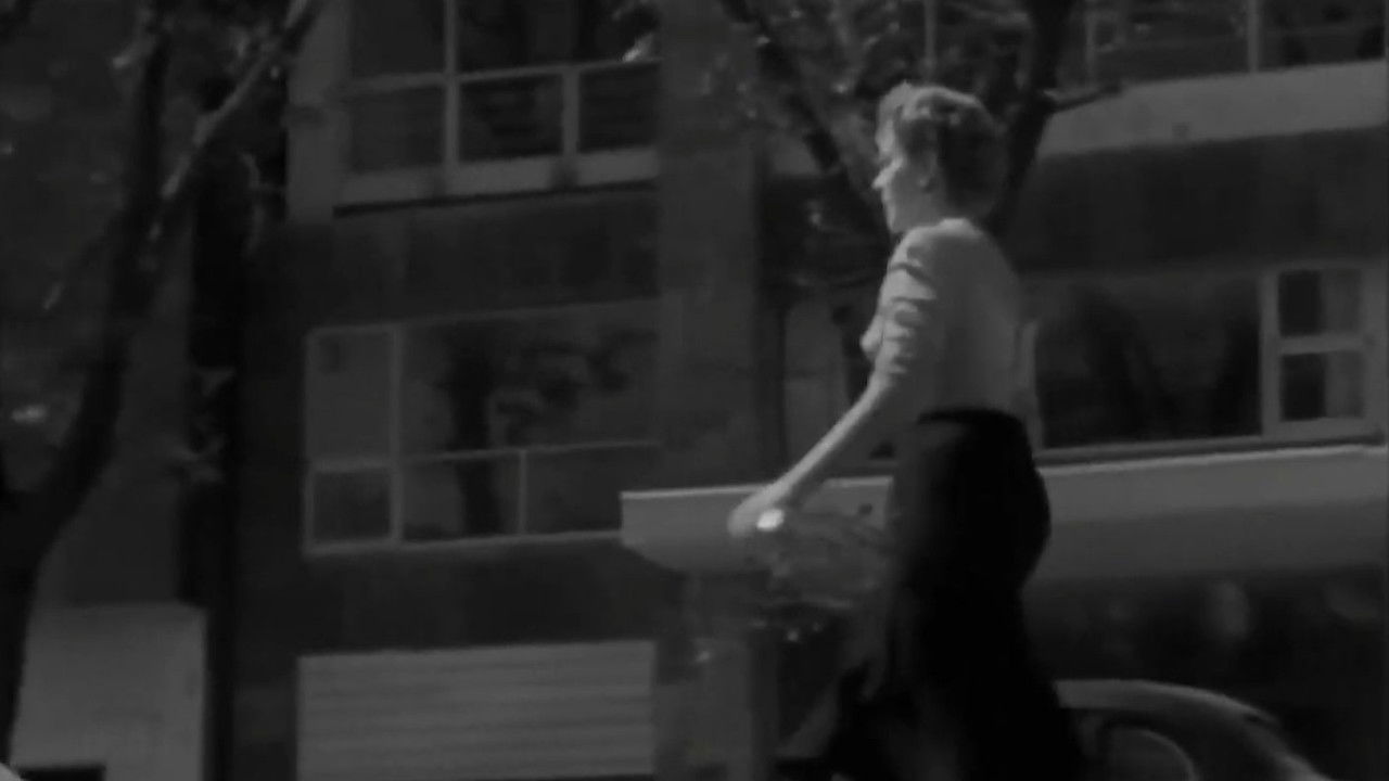 La sospechosa backdrop