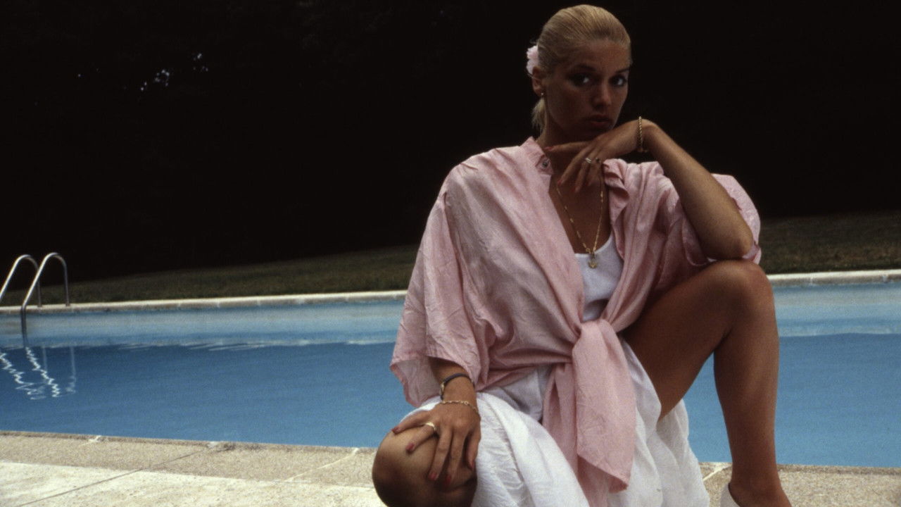 James Bande 00Sex 2 backdrop