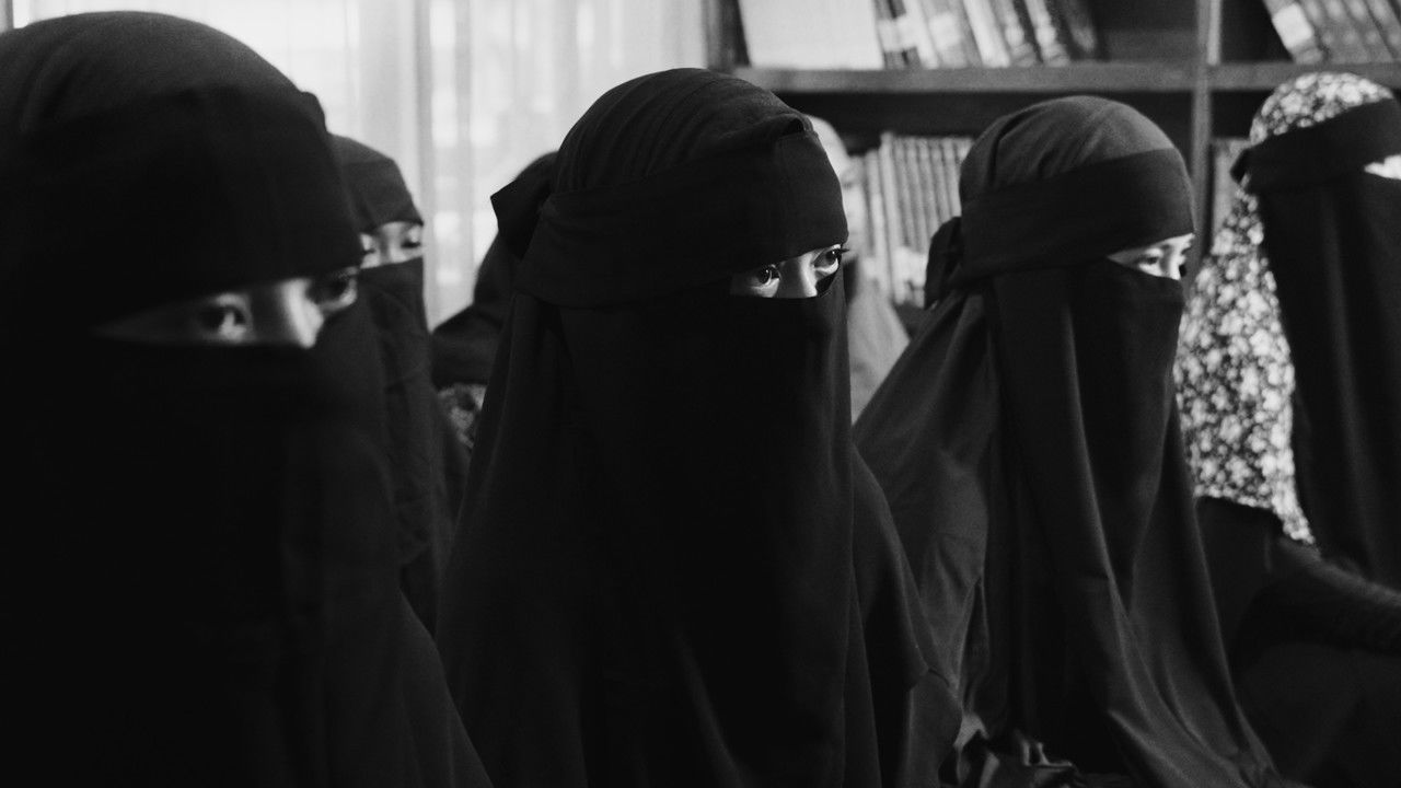 A Veiled Hunt backdrop