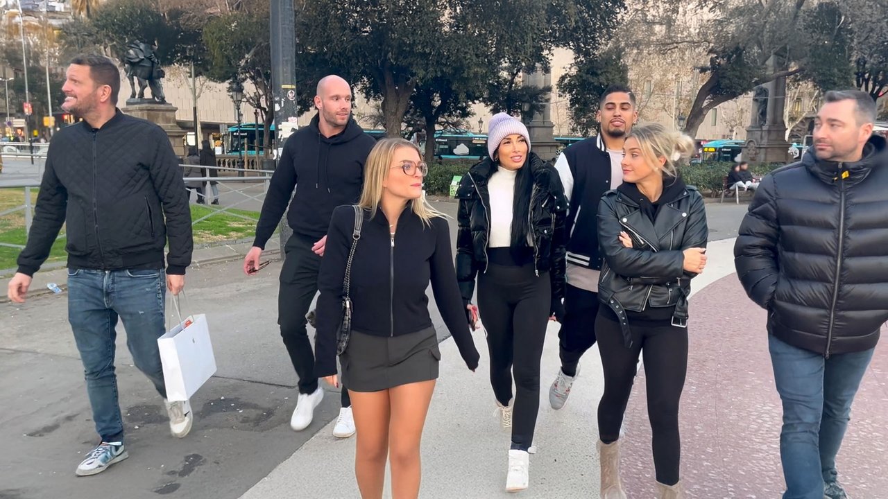 Sex Friends: Barcelona backdrop