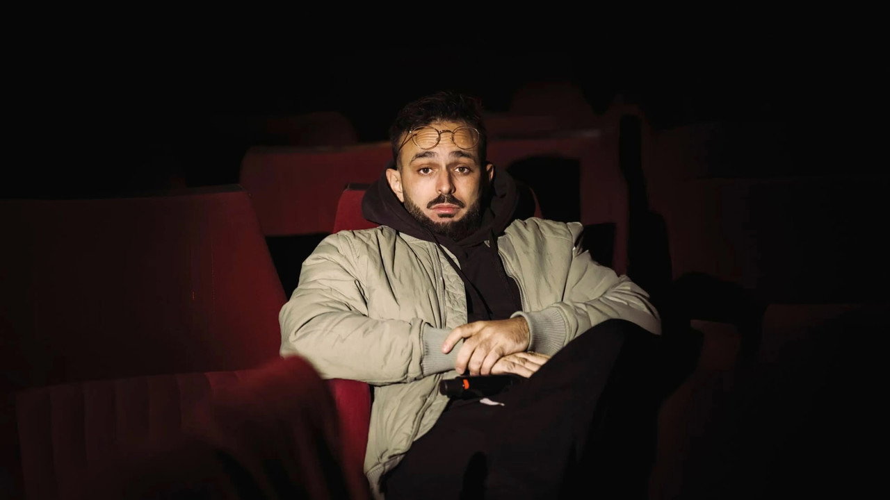 Félix Dhjan : Nuances backdrop