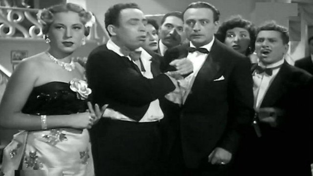 Iidini eaqlak backdrop