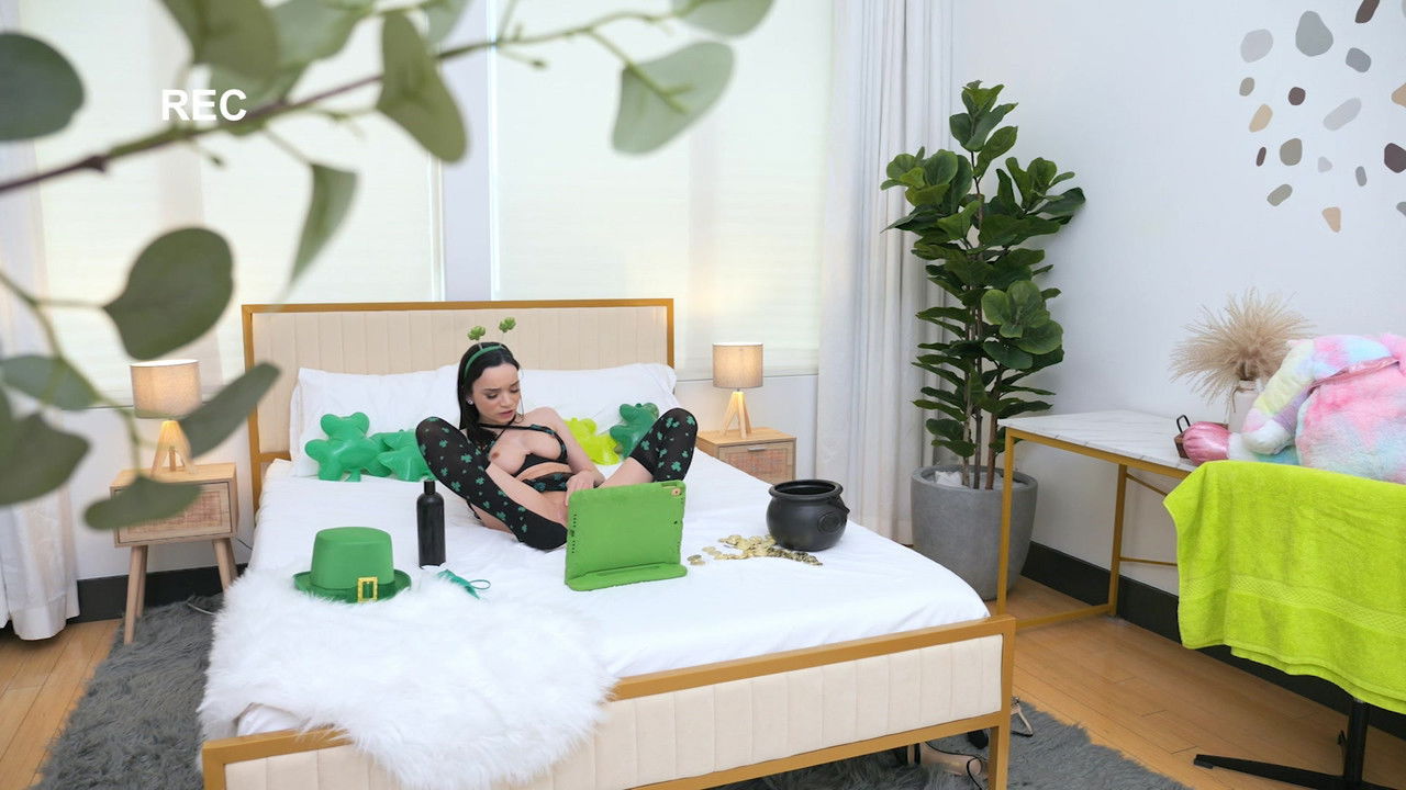 Sibling Secrets 20 backdrop