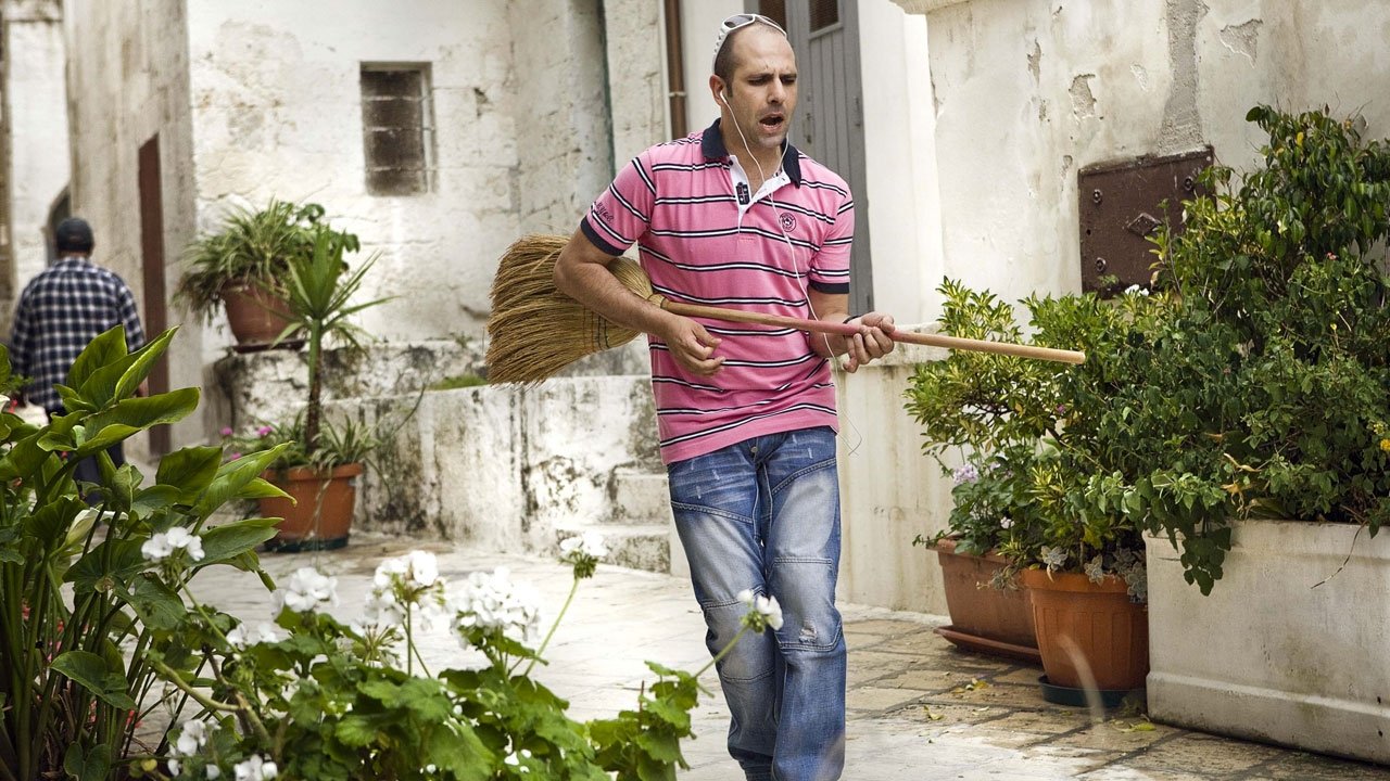 Cado dalle nubi backdrop