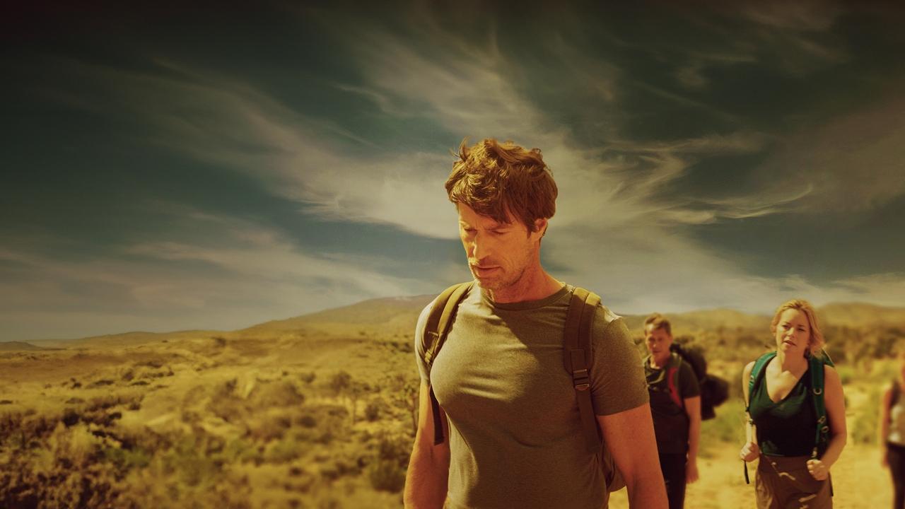 Couples Retreat Murder backdrop