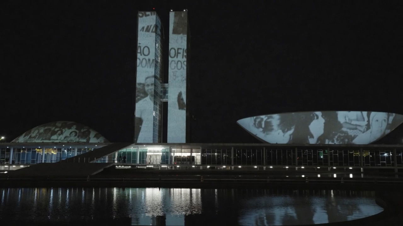 Quando Elas Se Movimentam backdrop