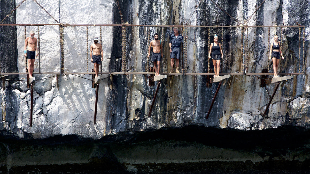 Robinson Ekspeditionen: Planken ud backdrop