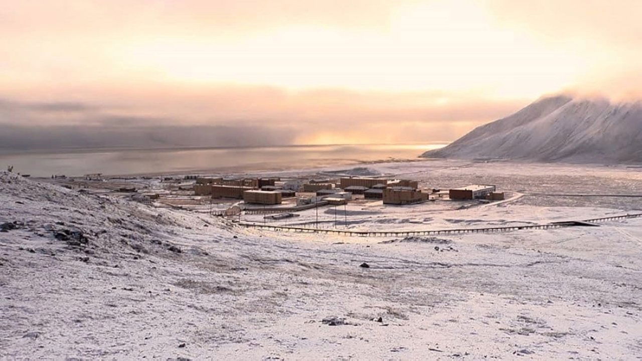 The Chronicles of Polyaris backdrop