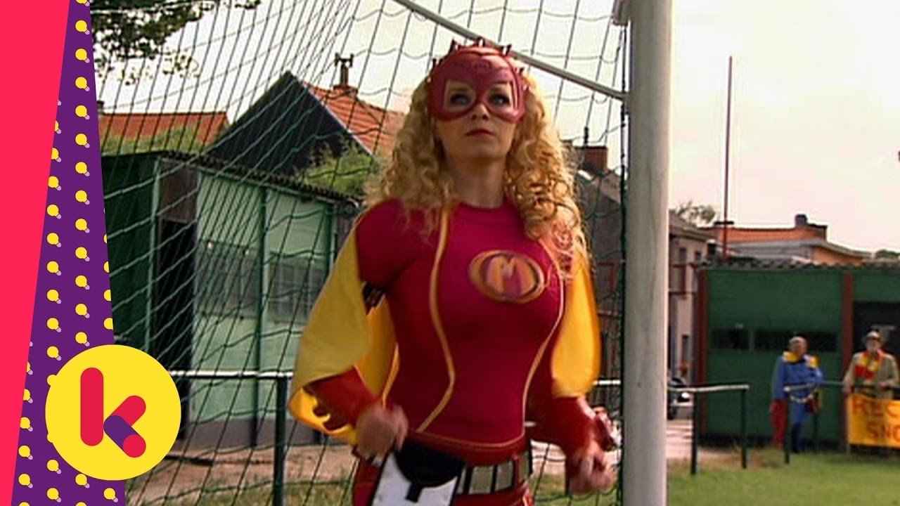 Mega Mindy - De bom-piano backdrop