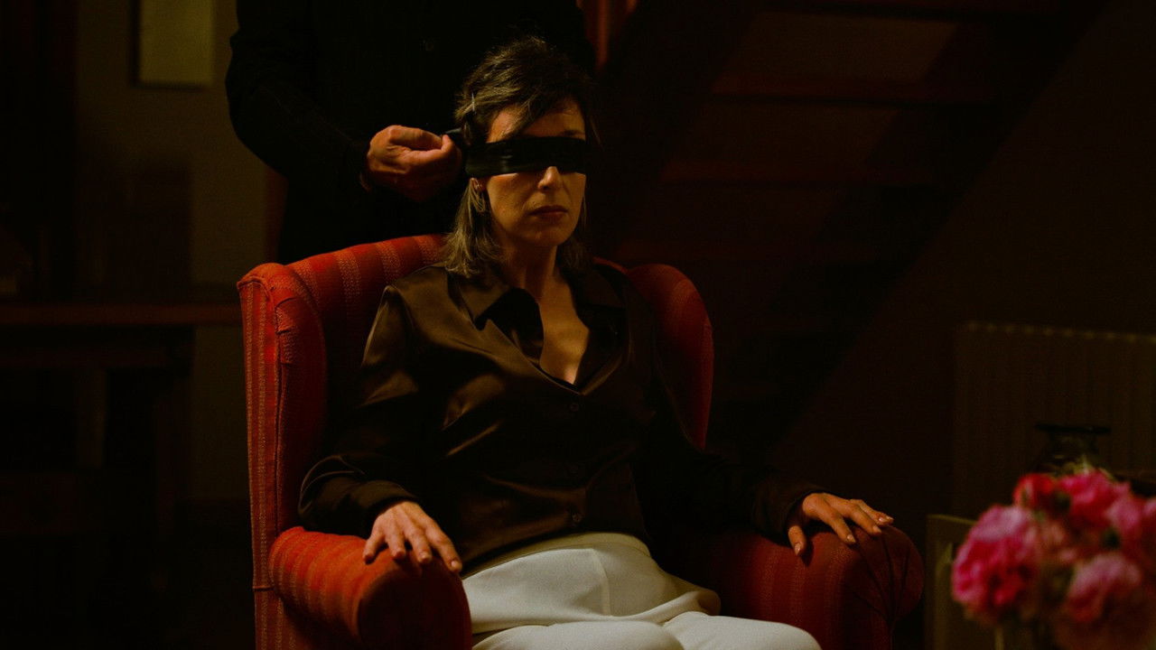 El Contrato backdrop