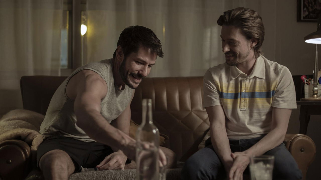 Masculine_32 backdrop