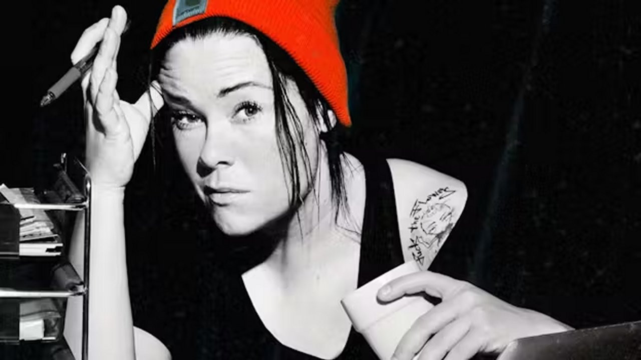 Linda P'S Hovedpine backdrop