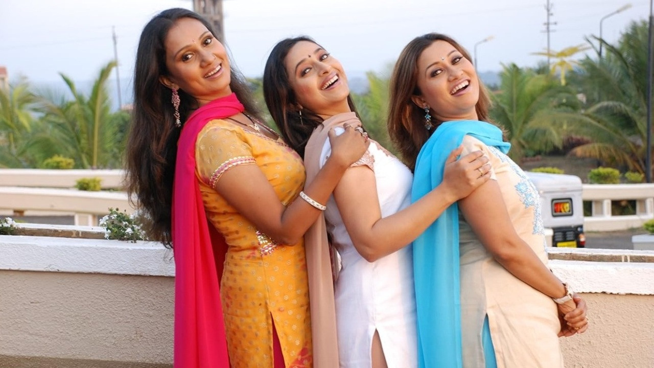 Full 3 Dhamaal backdrop