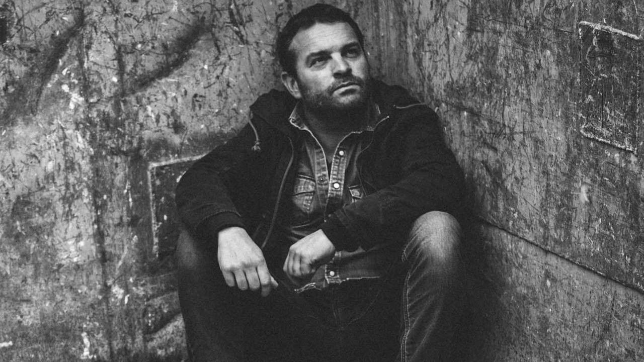 Adriaan Van den Hoof: Nee, het was gisteren ook al laat backdrop