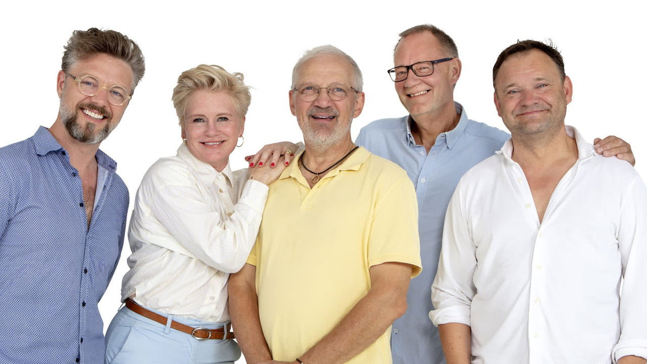 Hjørring Revyen 2021 - Stærkt hold i underholdende revy backdrop