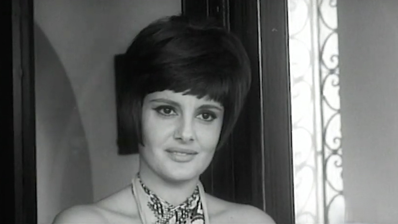 Le ore nude backdrop