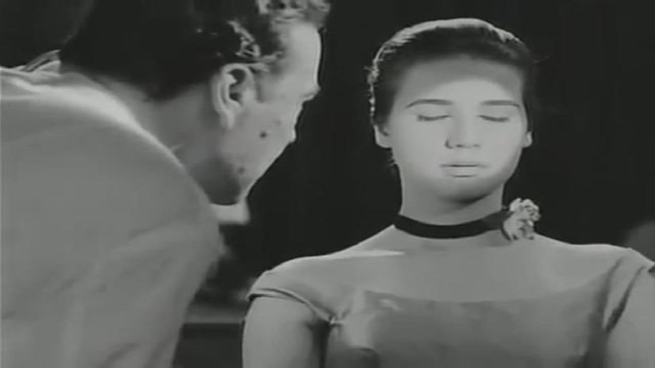 نصف عذراء backdrop