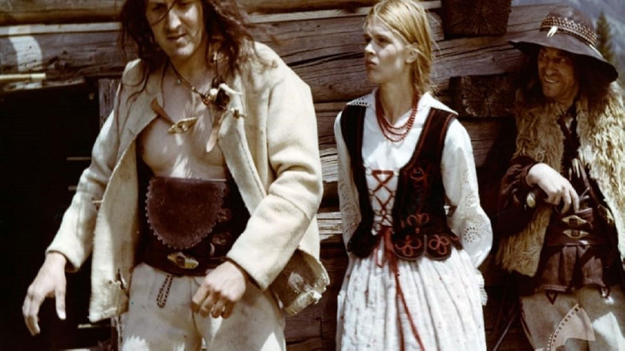 Ród Gąsieniców backdrop