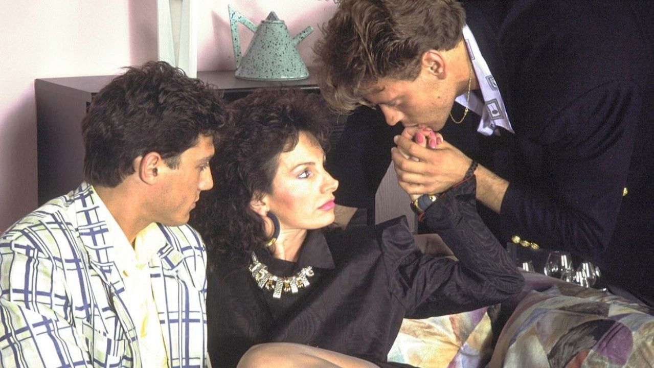 Foxy Lady 10 backdrop