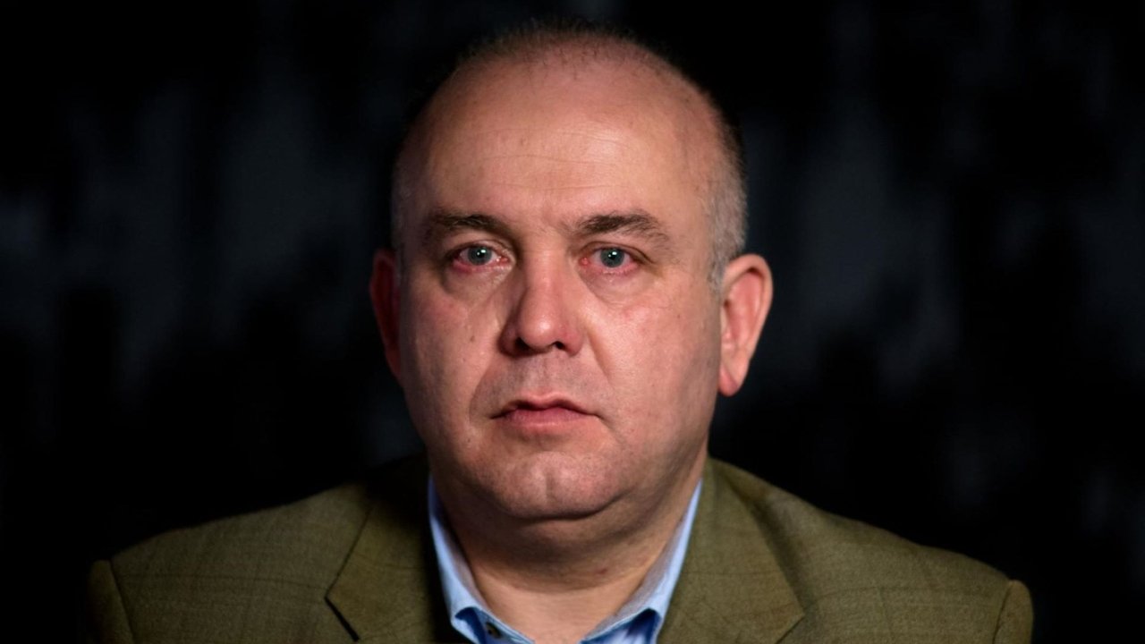 Gonzalo Boye, el enemigo público backdrop