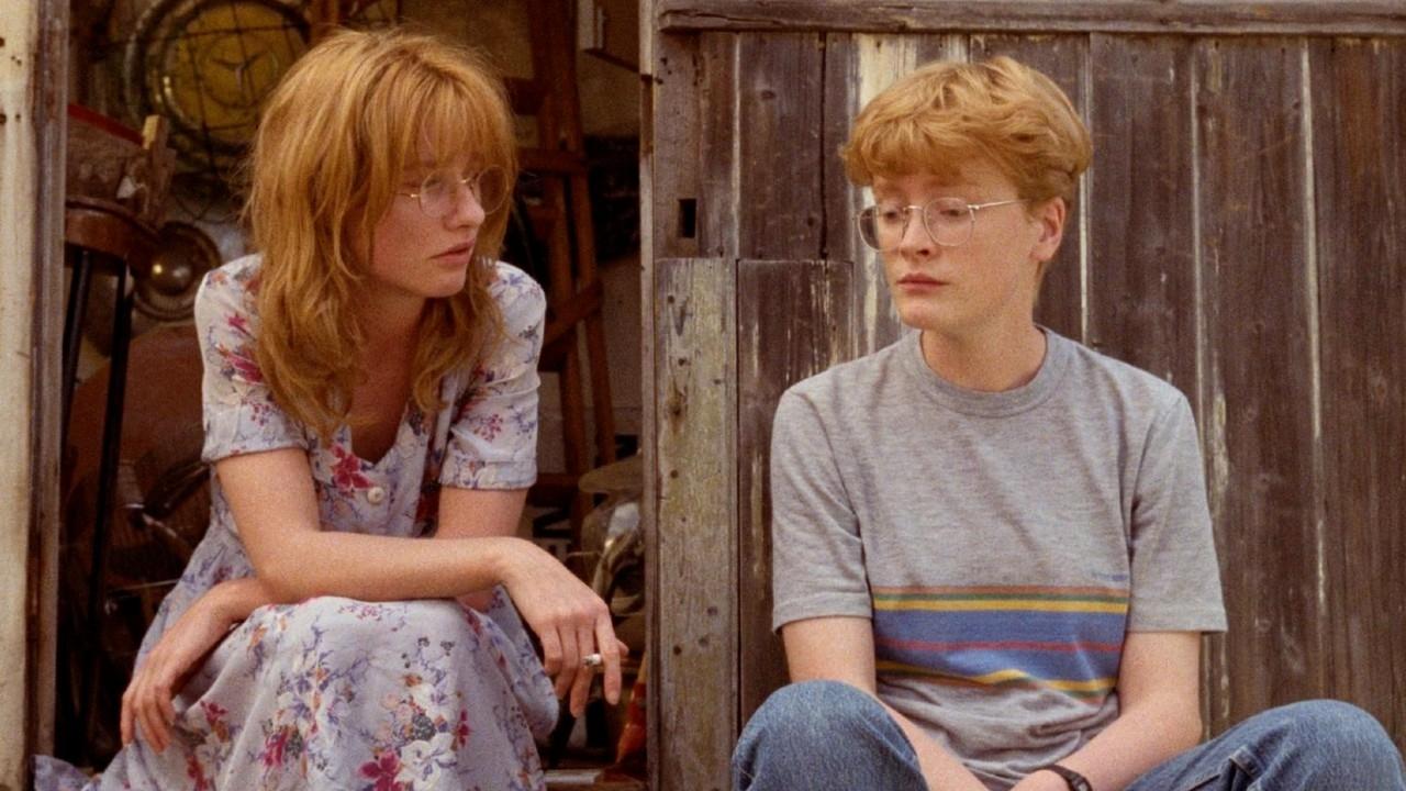 Life Is Sweet backdrop