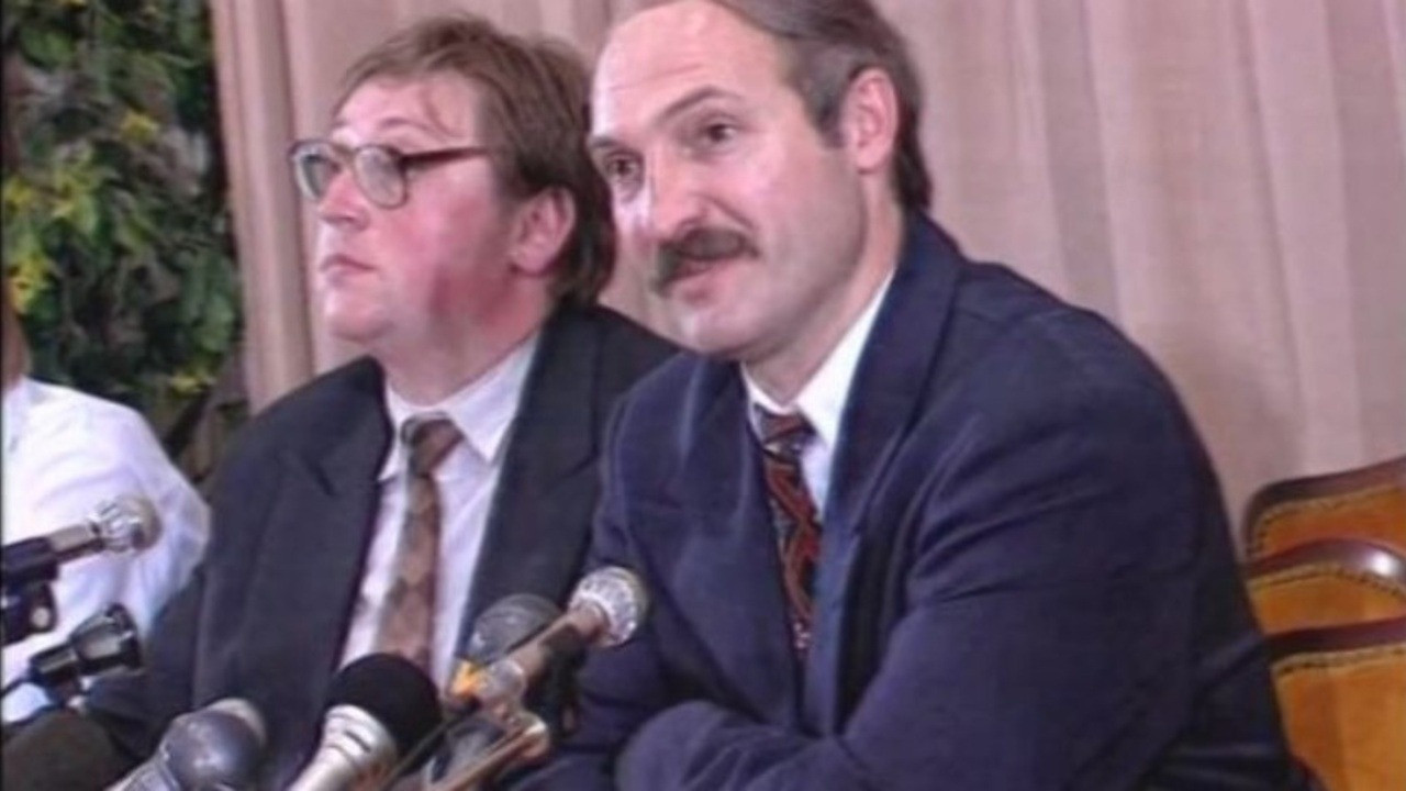 An Ordinary President backdrop