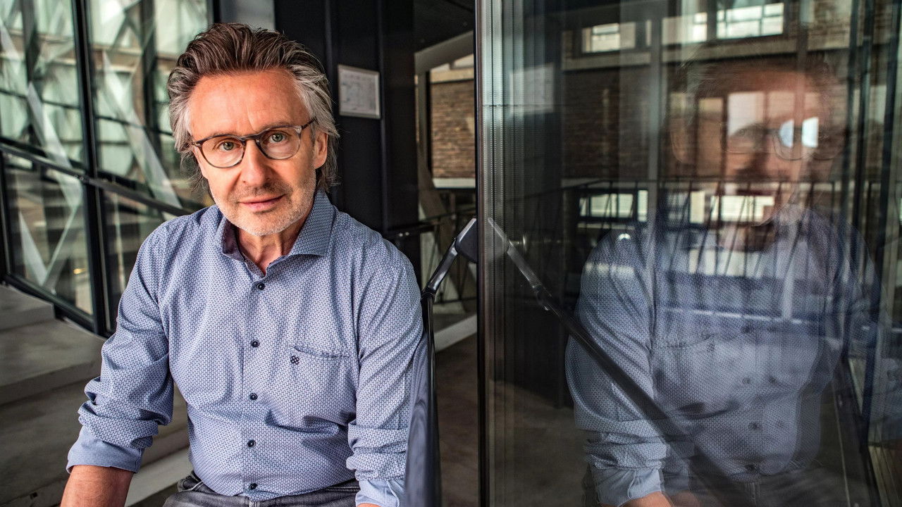 Zelfde deur, 20 jaar later backdrop