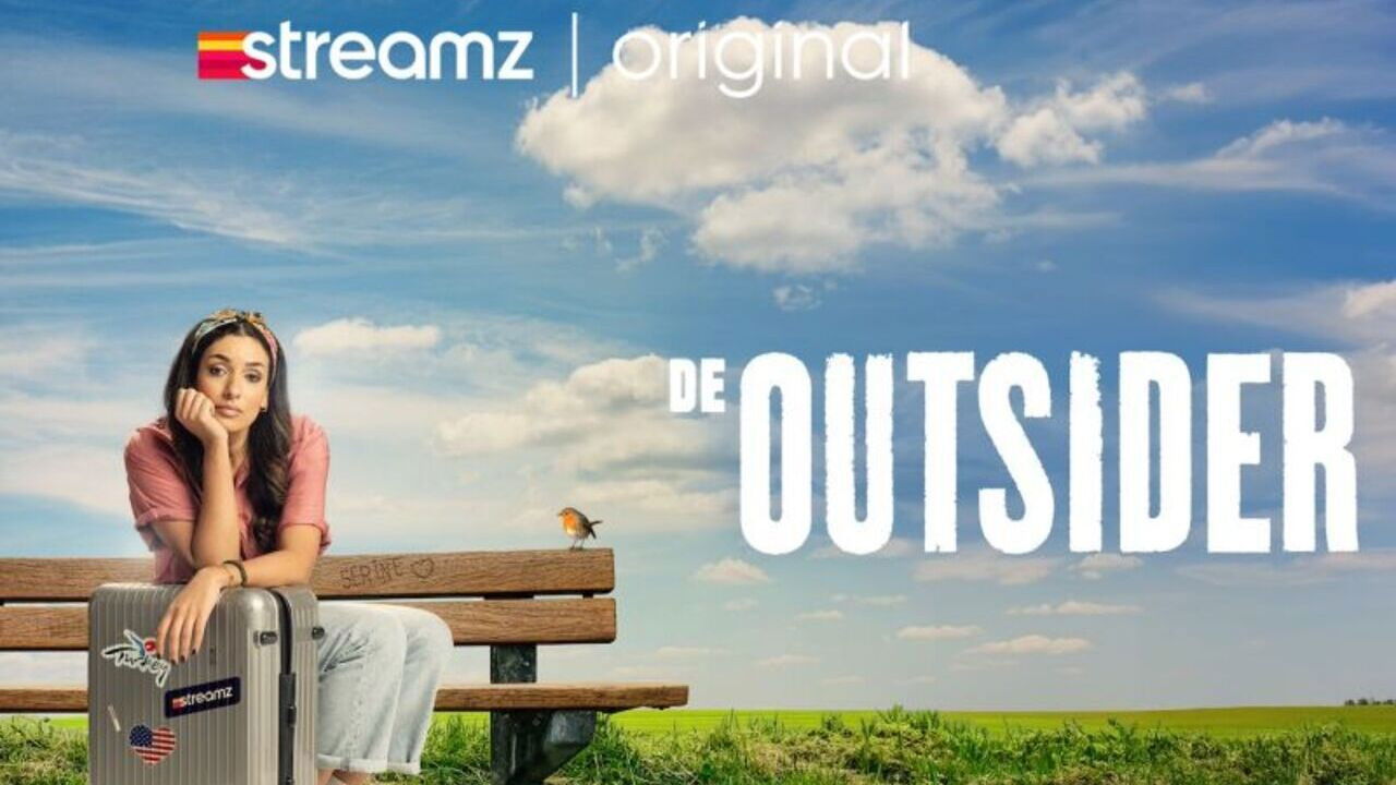 De Outsider backdrop