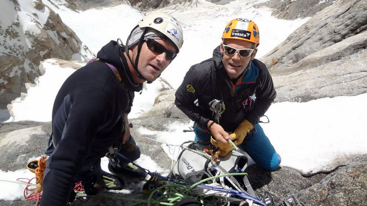 2T on Paiju Peak backdrop
