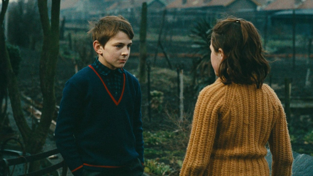 Naked Childhood backdrop