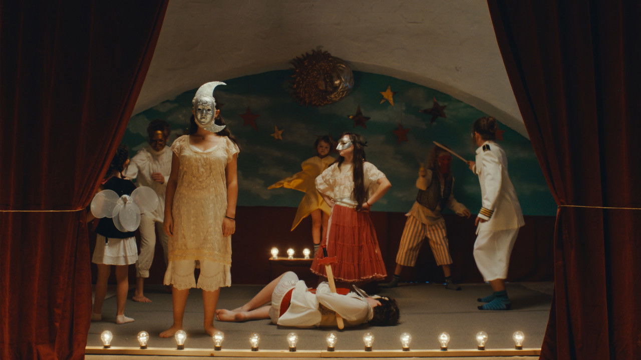 Romance de la Luna, Luna backdrop