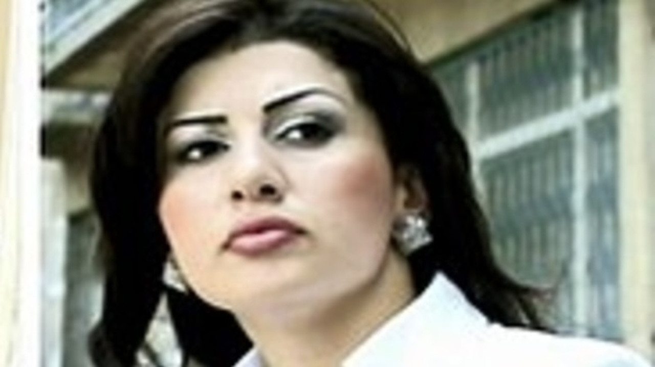 Coma in 0.1 Seconds backdrop