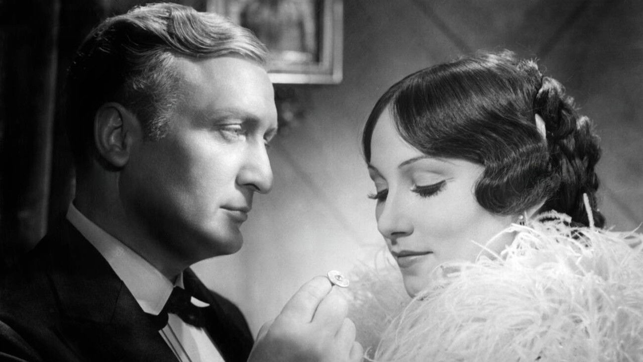 Savoy-Hotel 217 backdrop